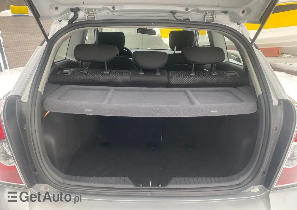 HYUNDAI Accent 1.4 GL