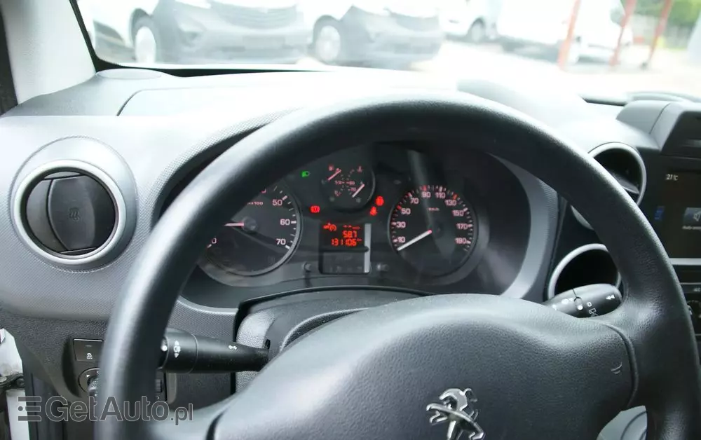 PEUGEOT Partner 