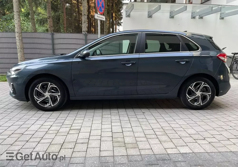 HYUNDAI I30 1.5 DPI Smart