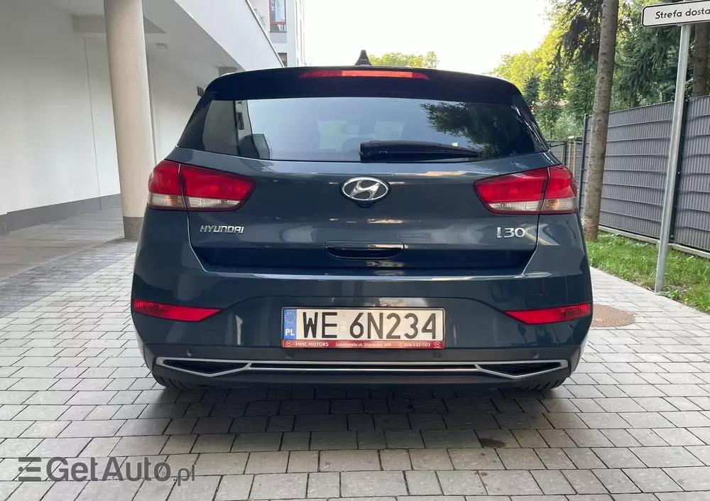 HYUNDAI I30 1.5 DPI Smart