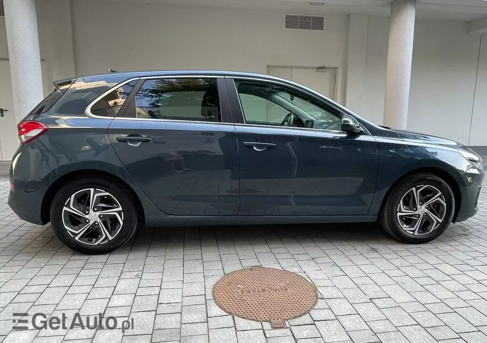 HYUNDAI I30 1.5 DPI Smart