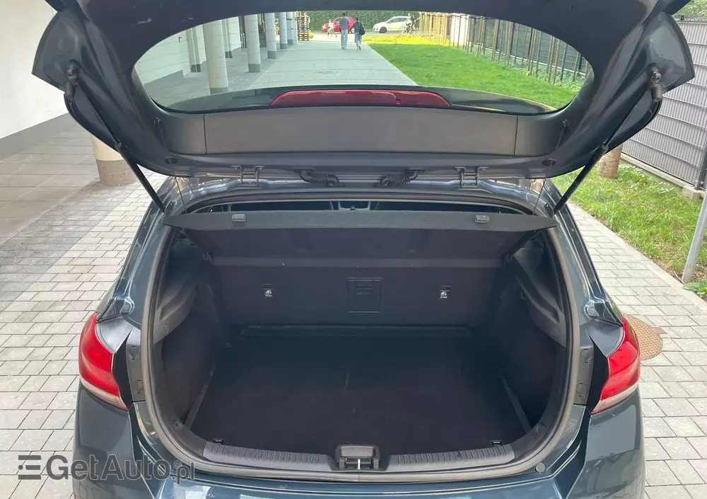 HYUNDAI I30 1.5 DPI Smart