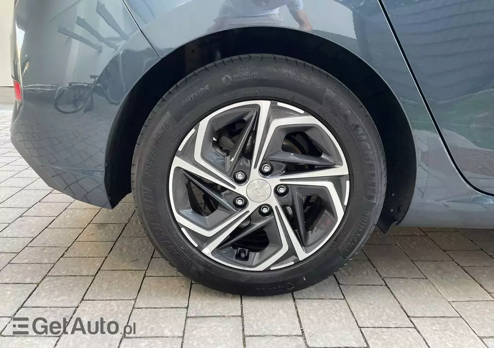 HYUNDAI I30 1.5 DPI Smart