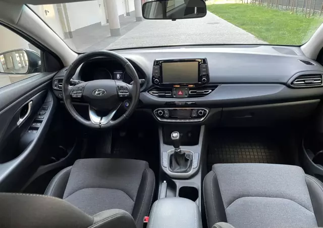 HYUNDAI I30 1.5 DPI Smart