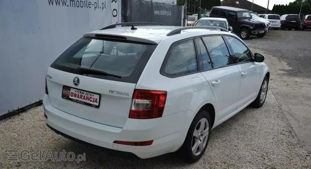 SKODA Octavia 