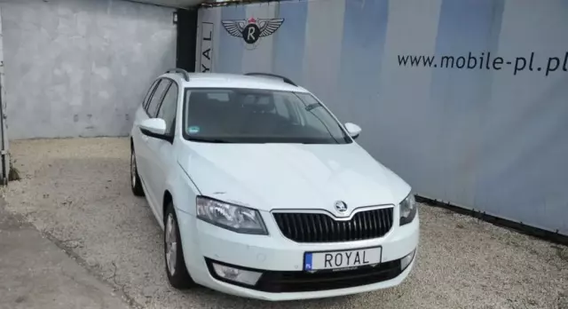 SKODA Octavia 