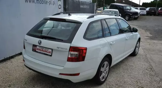 SKODA Octavia 