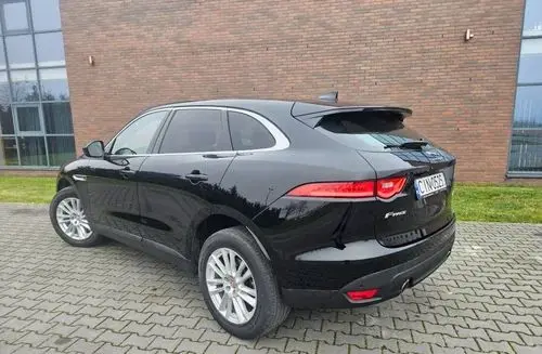 JAGUAR F-Pace 