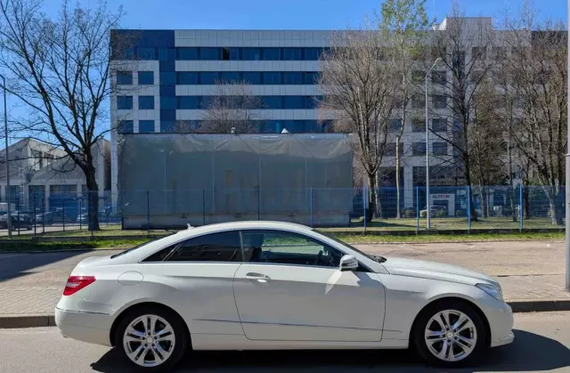 MERCEDES-BENZ Klasa E 