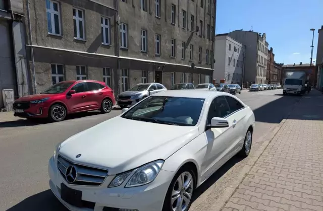 MERCEDES-BENZ Klasa E 