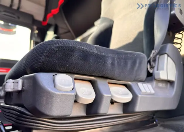 MAN TGX 26.480 6X2 / HDS PALFINGER PK9002-EH B / Opony 80% Michelin / Stan BDB 