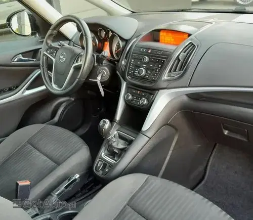 OPEL Zafira 