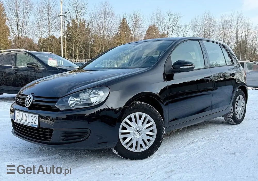 VOLKSWAGEN Golf 1.6 Trendline
