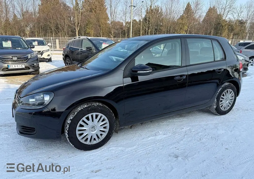VOLKSWAGEN Golf 1.6 Trendline