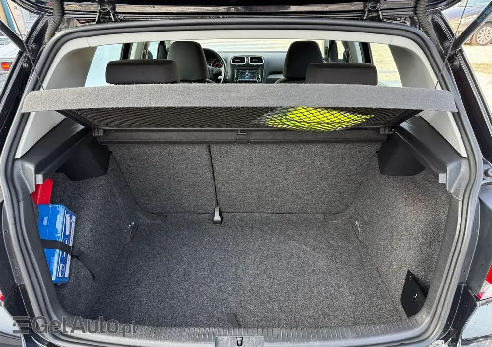 VOLKSWAGEN Golf 1.6 Trendline