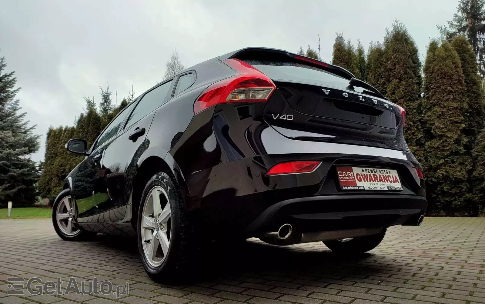 VOLVO V40 T2 Momentum