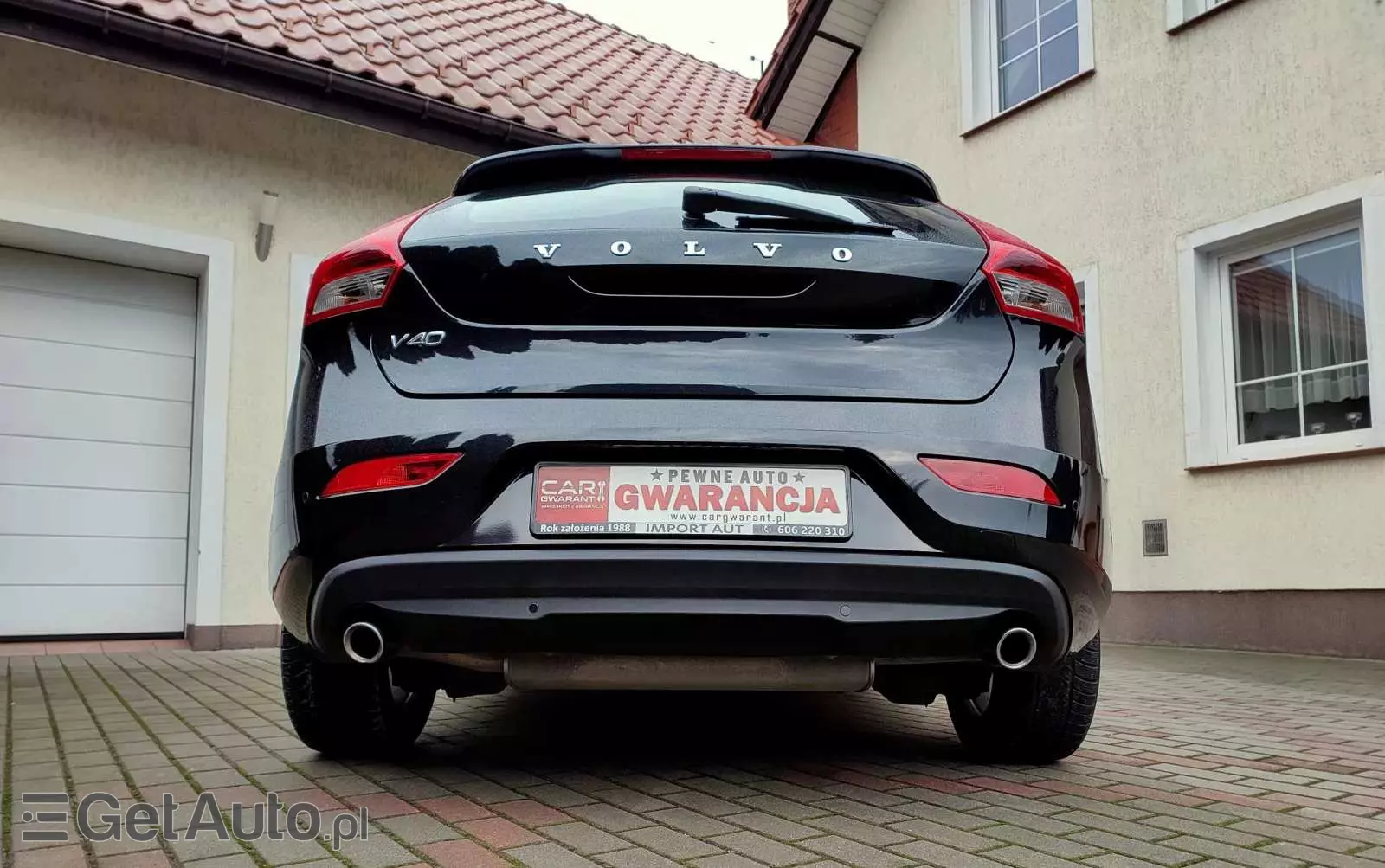 VOLVO V40 T2 Momentum