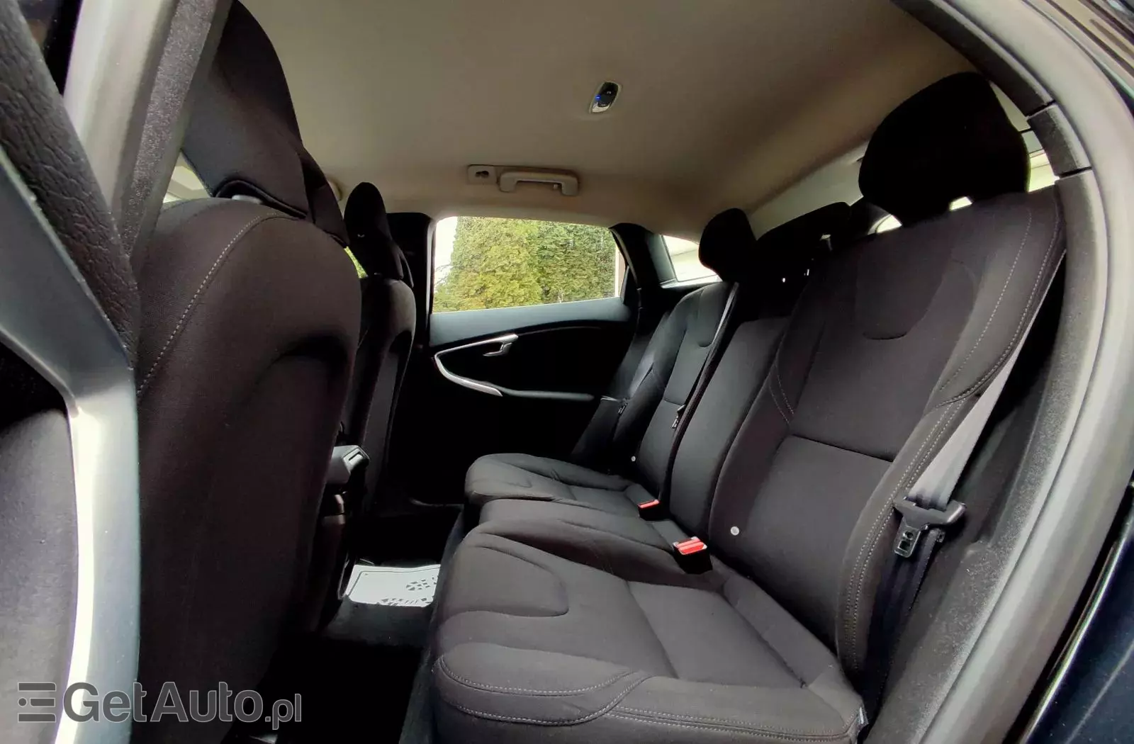 VOLVO V40 T2 Momentum