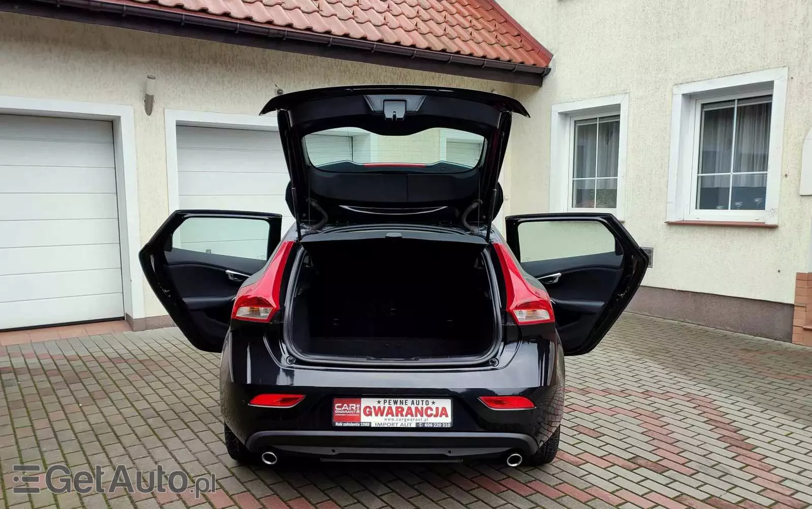 VOLVO V40 T2 Momentum