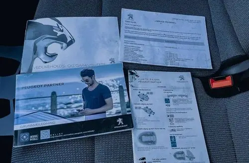 PEUGEOT Partner 