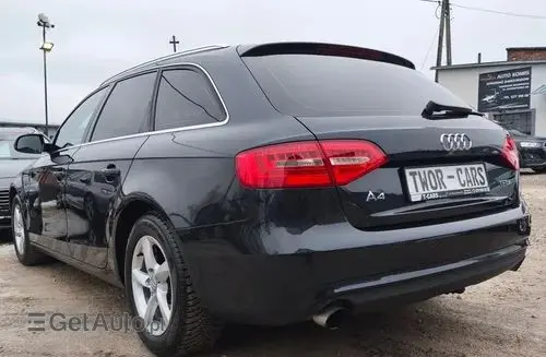 AUDI A4 
