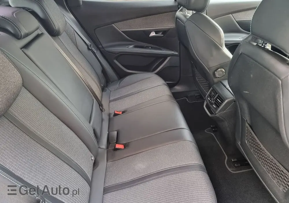 PEUGEOT 3008 1.5 BlueHDi Allure Pack S&S