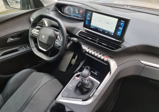 PEUGEOT 3008 1.5 BlueHDi Allure Pack S&S