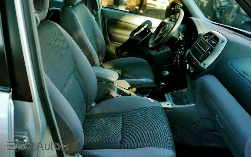 TOYOTA RAV4 2.0 D-4D 4x4