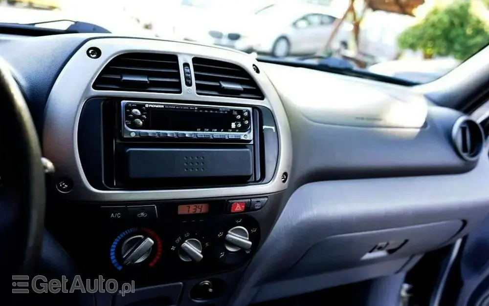 TOYOTA RAV4 2.0 D-4D 4x4