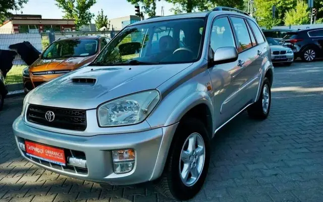 TOYOTA RAV4 2.0 D-4D 4x4