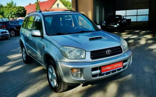TOYOTA RAV4 2.0 D-4D 4x4