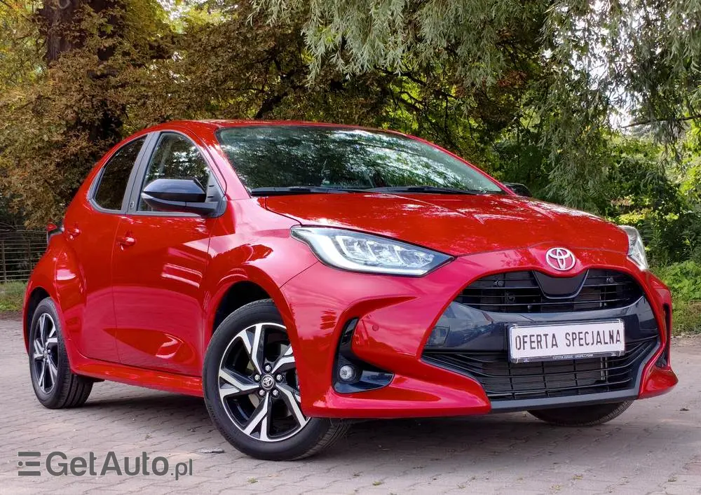 TOYOTA Yaris Hybrid 1.5 Premiere Edition