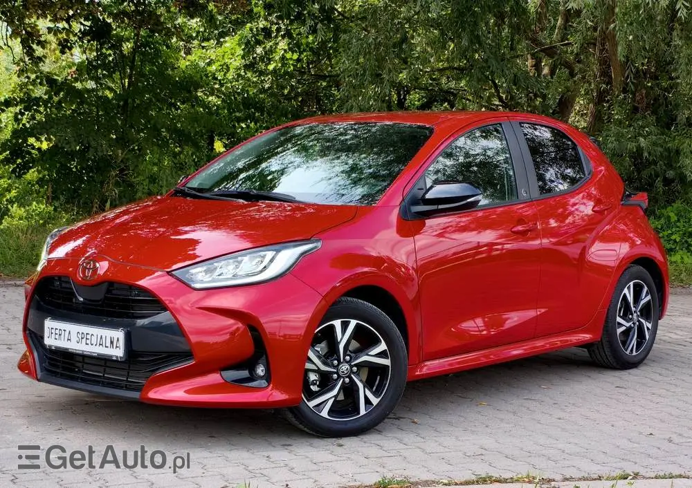 TOYOTA Yaris Hybrid 1.5 Premiere Edition