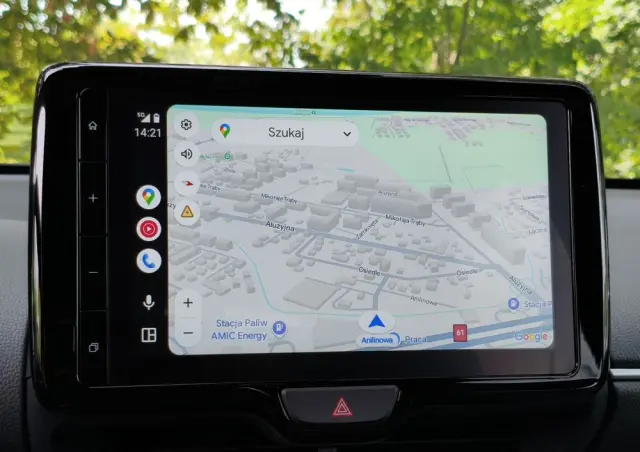 TOYOTA Yaris Hybrid 1.5 Premiere Edition