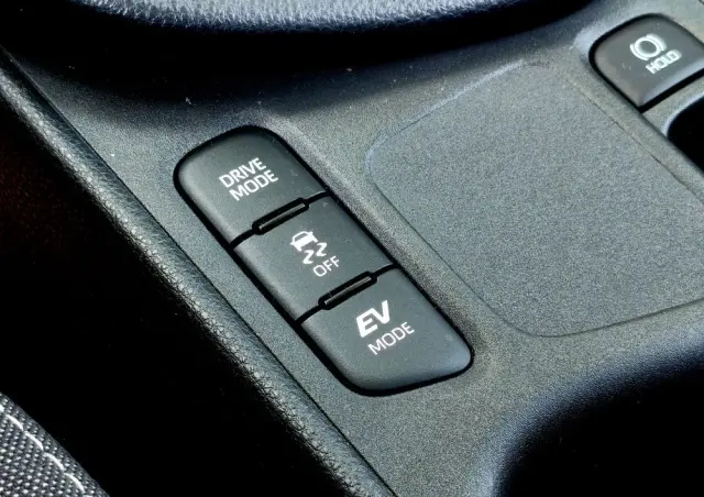 TOYOTA Yaris Hybrid 1.5 Premiere Edition