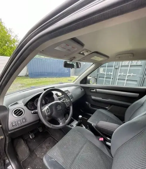 SUZUKI Swift 