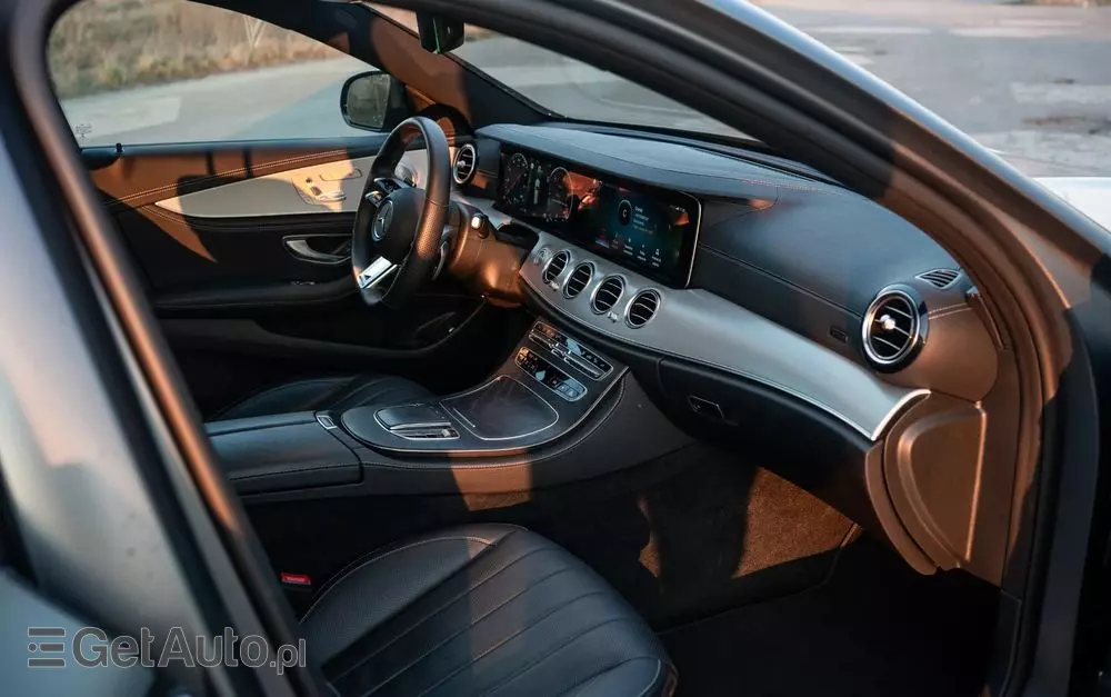 MERCEDES-BENZ Klasa E 400 d 4-Matic AMG