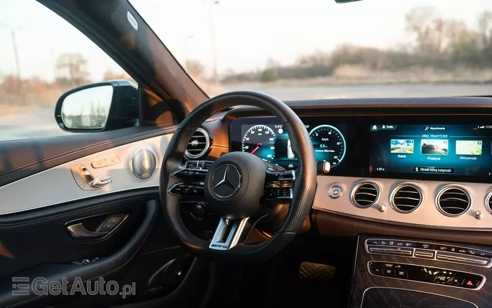 MERCEDES-BENZ Klasa E 400 d 4-Matic AMG