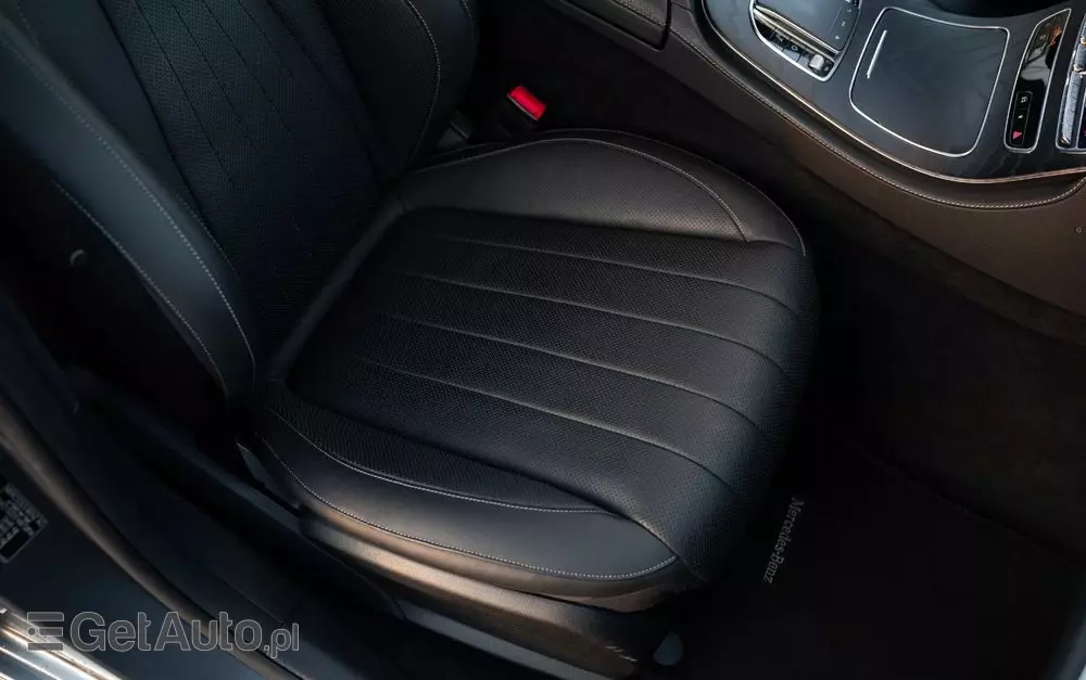 MERCEDES-BENZ Klasa E 400 d 4-Matic AMG