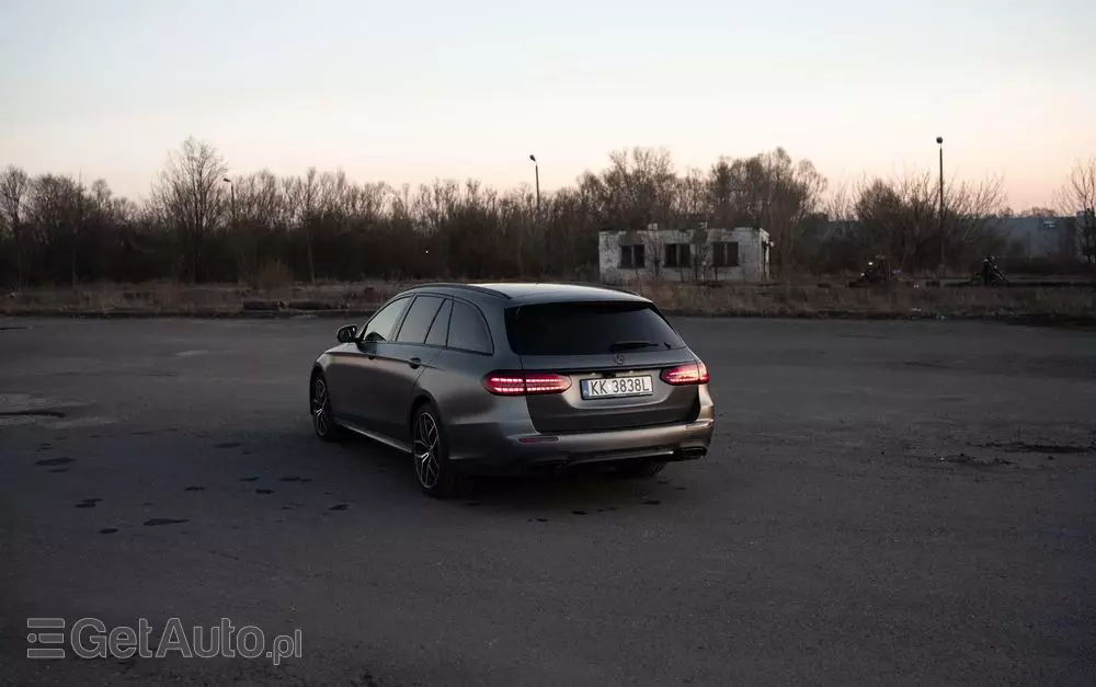 MERCEDES-BENZ Klasa E 400 d 4-Matic AMG