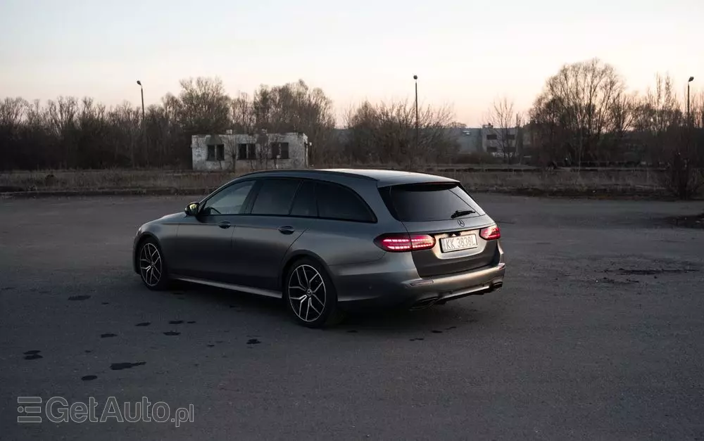 MERCEDES-BENZ Klasa E 400 d 4-Matic AMG