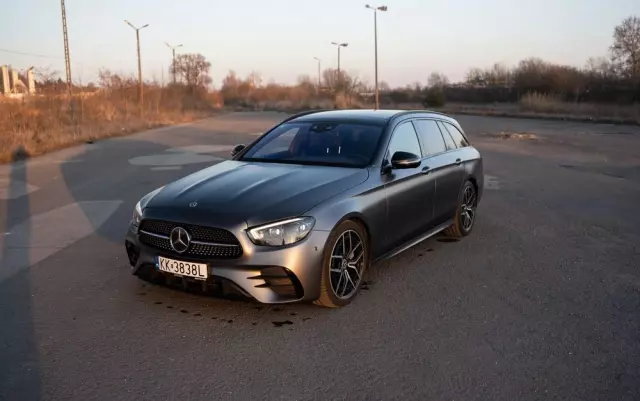 MERCEDES-BENZ Klasa E 400 d 4-Matic AMG