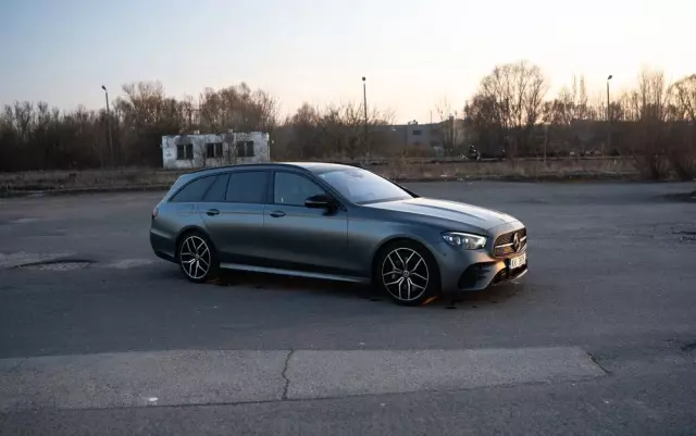 MERCEDES-BENZ Klasa E 400 d 4-Matic AMG