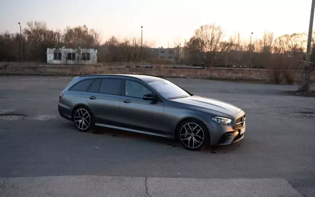 MERCEDES-BENZ Klasa E 400 d 4-Matic AMG