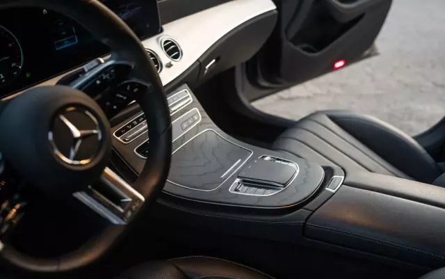 MERCEDES-BENZ Klasa E 400 d 4-Matic AMG