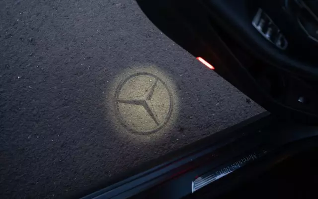 MERCEDES-BENZ Klasa E 400 d 4-Matic AMG