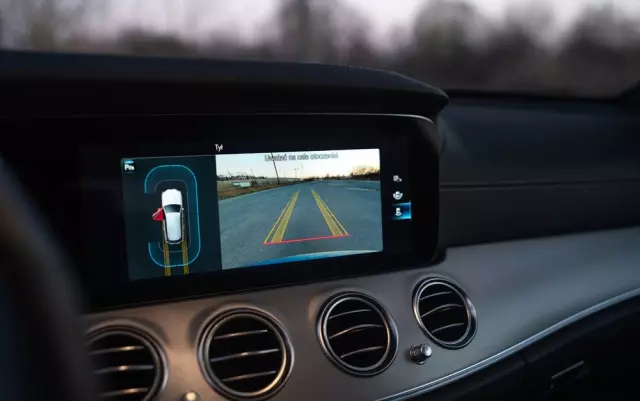 MERCEDES-BENZ Klasa E 400 d 4-Matic AMG