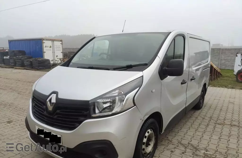 RENAULT Trafic 