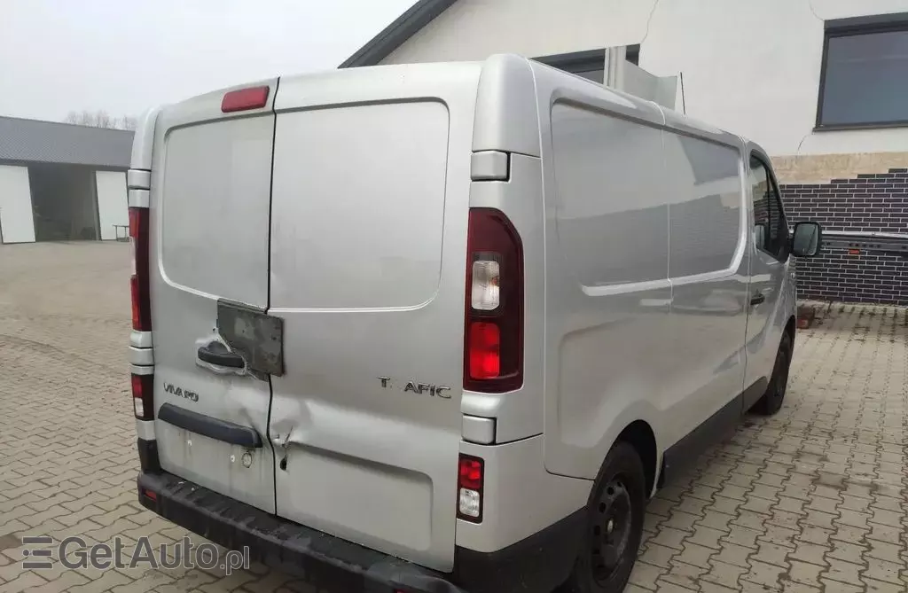 RENAULT Trafic 