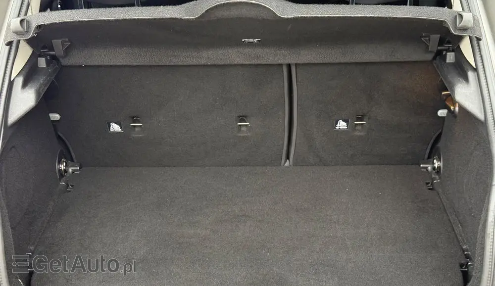 MINI Cooper John Works Trim